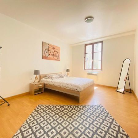 Joli Appartement Proche Cathedrale Laon Exterior foto